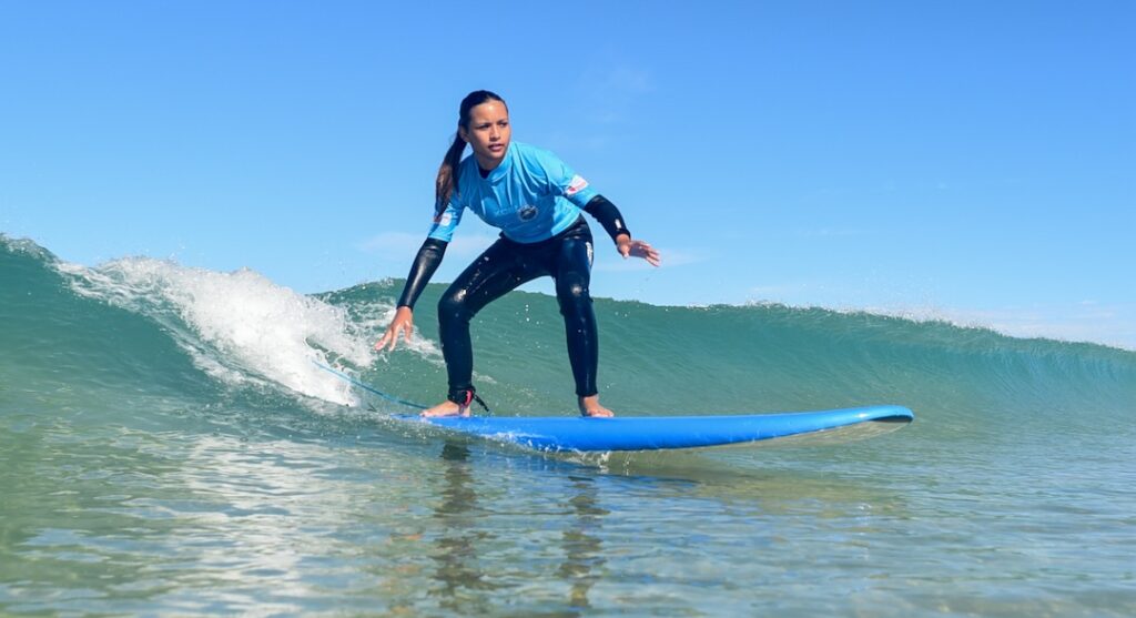 SURF LA TESTE DE UCH SURFING COURS ET STAGE SURF OUVERT TOUS LES JOURS à l'année