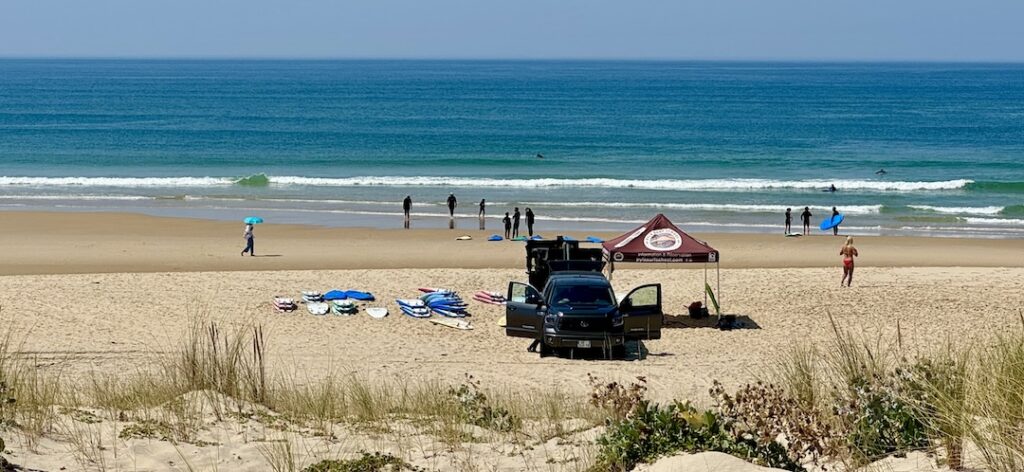 ARCACHON SURF AOÛT 2024 COURS SURF STAGES SURF ADULTES ENFANTS FAMILLES SURF