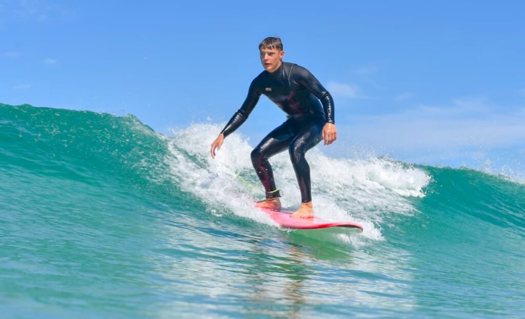 COURS STAGES SURF ARCACHON BUCH PYLA BORDEAUX GIRONDE AQUITAINE BEST SCHOOL AWARDS 2025