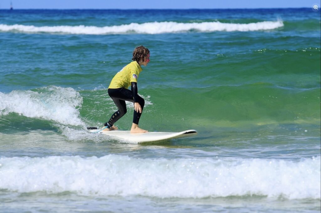 école de surf arcachon tous les jours jusqu'en novembre cours de surf stage de surf